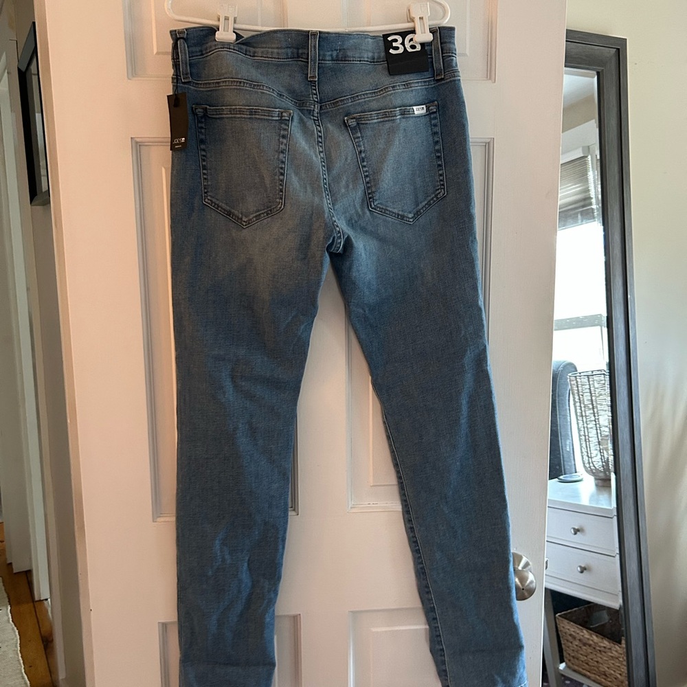 Men’s Joe’s Jeans. Never worn. Size 36, slim fit.